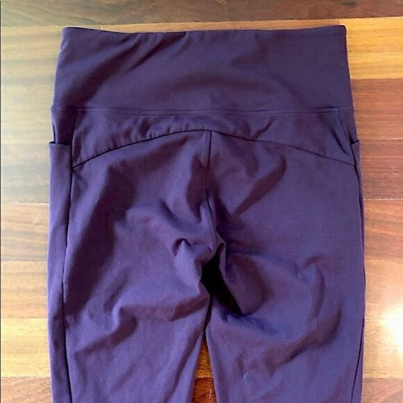 Athleta Mercer Tight 7/8 Auberge Maroon Burgundy size S - Picture 2 of 7